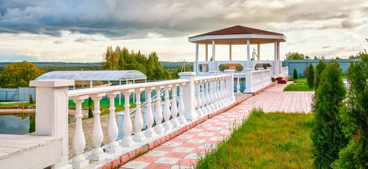 Комплекс территория. Загородный комплекс Европейский. Европейский Тверь база отдыха. Донской загородный комплекс. Красивые локации баз отдыха.